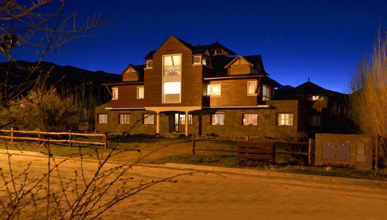 Hotel Rio Tarde Casa Patagonica Lago Posadas Exterior foto